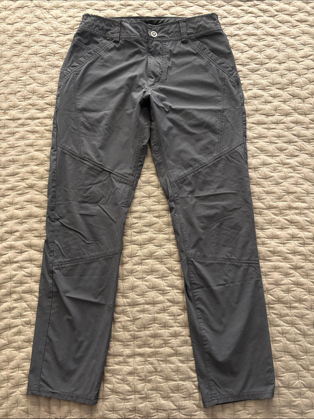 Kuhl 🥾⛰️
Men's Charcoal Cargo Pants - Dark Gray